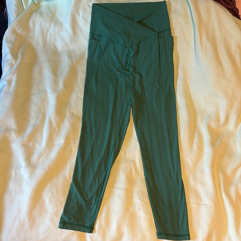 Aerie Cross-Fit Leggings, Brand: Aerie, Size: Large